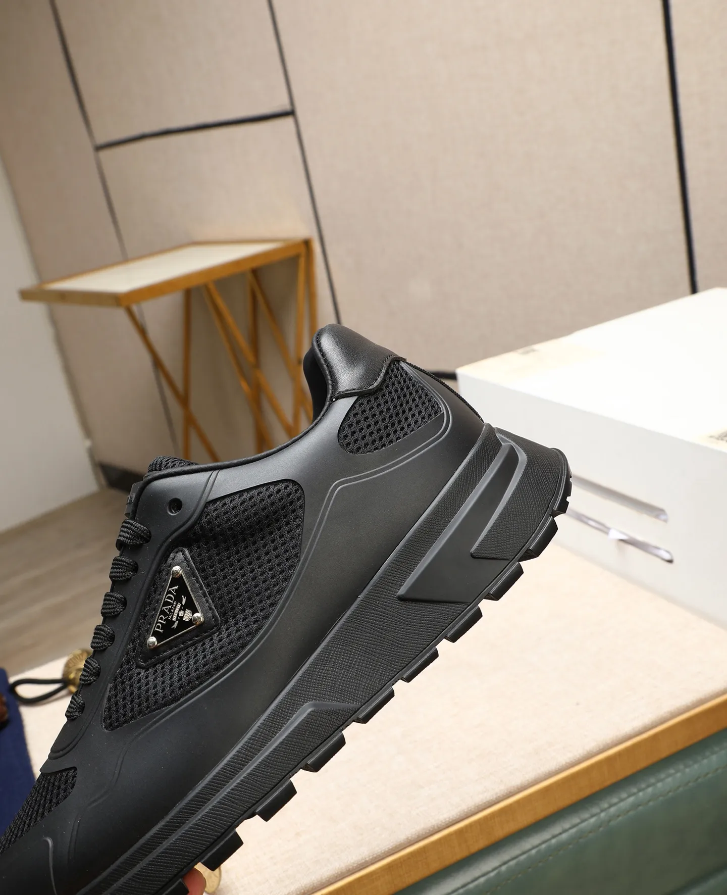 Men's shoes 💰580 [PRADA] Prada - High-end quality original order - Upper: 🔝 silk calfskin, brand canvas cloth, brand metal fasteners - Lining: mesh, foot pads; top-grade cowhide - Outsole: ultra-light TPU foam; molded outsole - Ultra-high quality control·Fine workmanship: highlighted (high-end·luxury·grade) -Size: 38-44 (45 can be customized) Wang